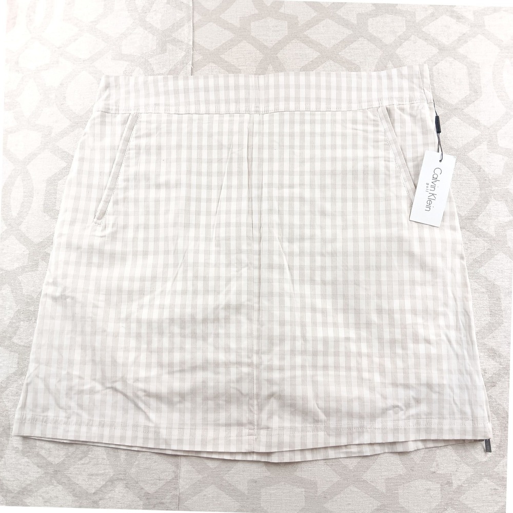 Calvin Klein Golf Women Plaid A Line Skirt Built in Shorts Skort Size 14 Beige